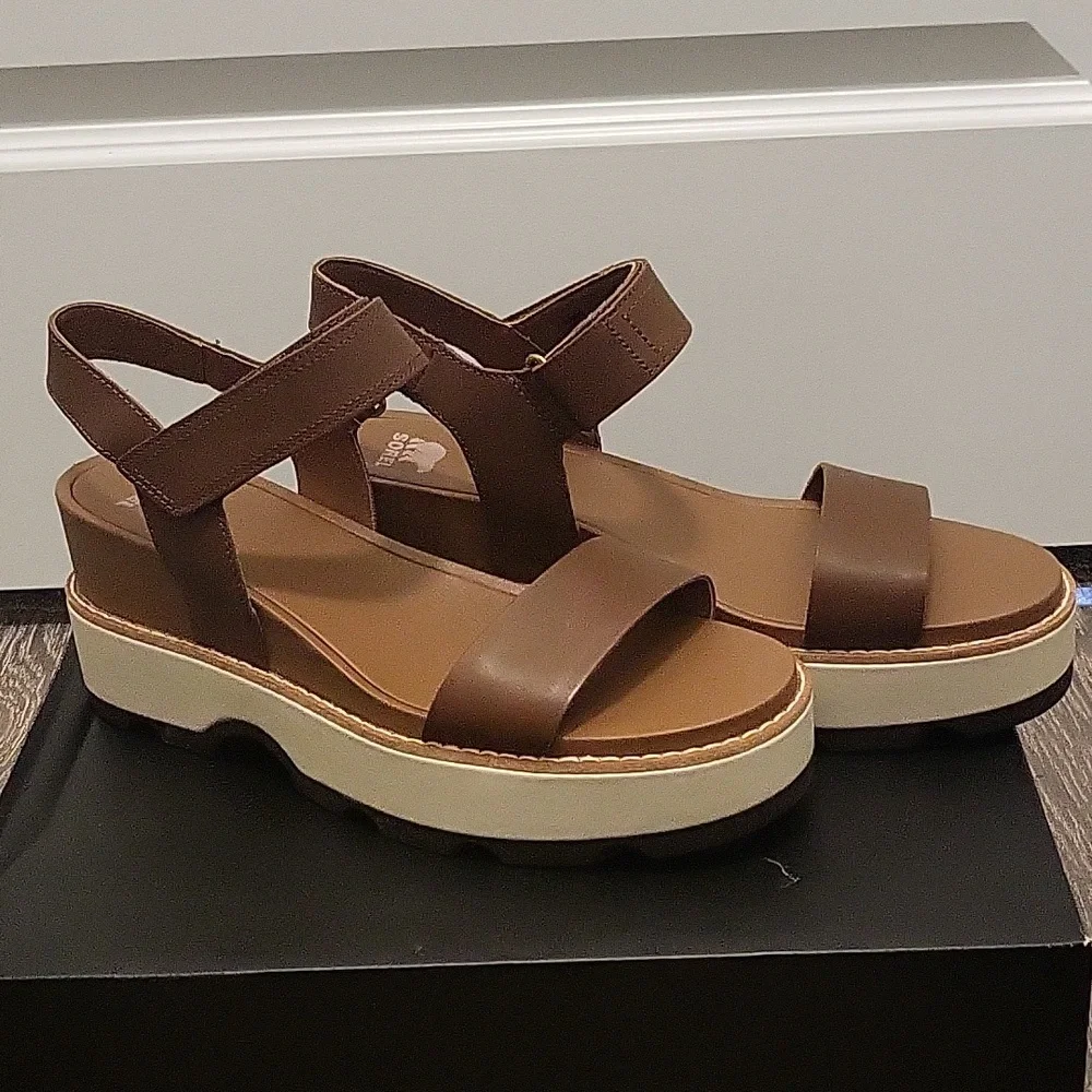 Sorel Women's Joanie™ IV Y Strap Wedge Sandal Size 11 Never Worn - Picture 5 of 17